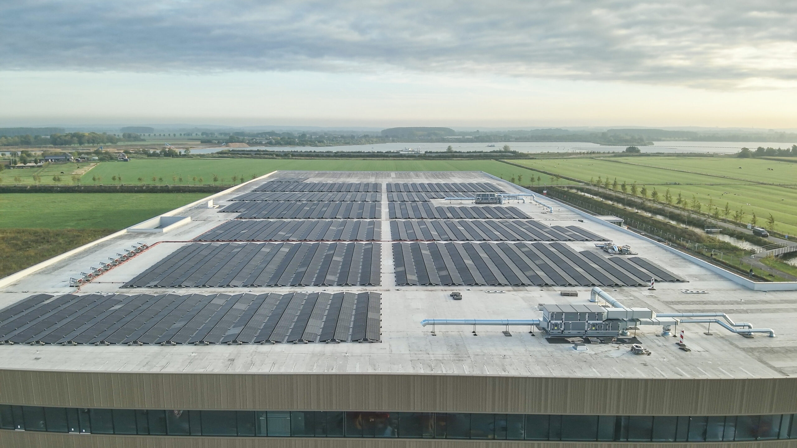 Eierhandel van Zetten | Tiel | 3.154 panelen 6